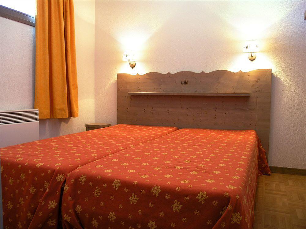 Ecrin Des Neiges Aparthotel Chamrousse Exterior foto