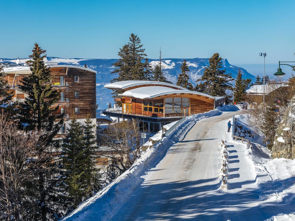 Ecrin Des Neiges Aparthotel Chamrousse Exterior foto